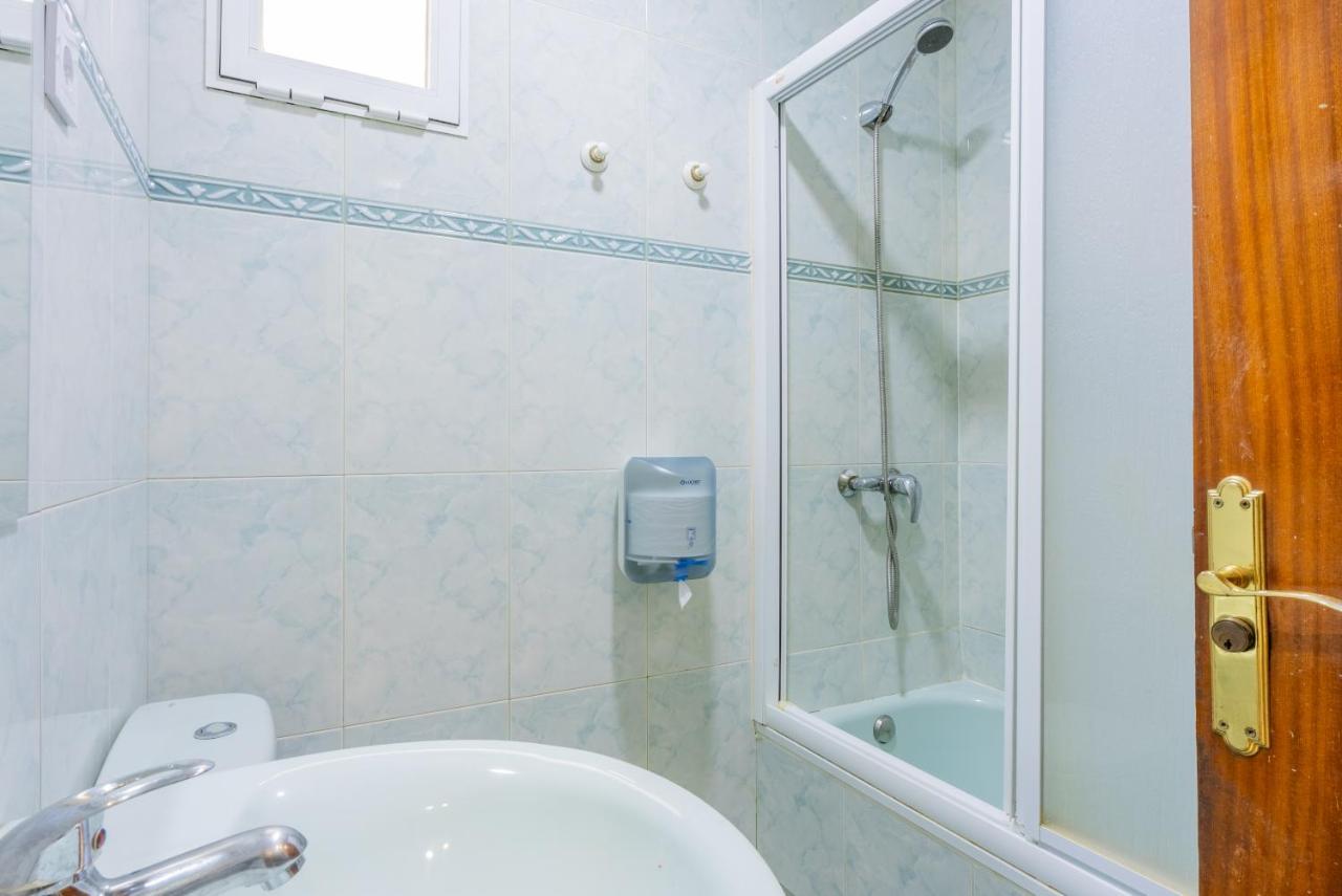 Ideal Hostel Μαδρίτη Εξωτερικό φωτογραφία