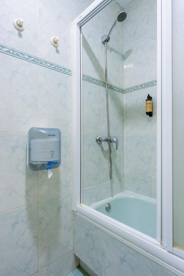 Ideal Hostel Μαδρίτη Εξωτερικό φωτογραφία