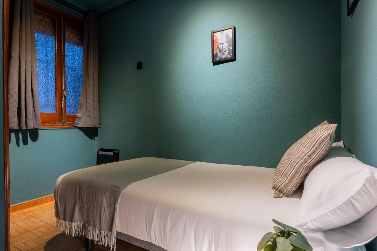 Ideal Hostel Μαδρίτη Εξωτερικό φωτογραφία